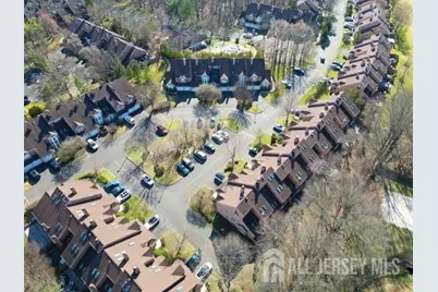 118 Coppertree Court, Edison, NJ 08820 - Photo 29