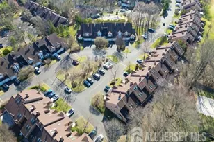 118 Coppertree Ct, Edison, NJ 08820 - Photo 29