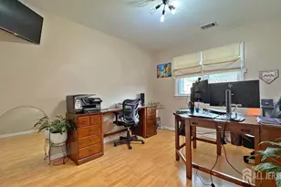 19 Norton St, Edison, NJ 08820 - Photo 23