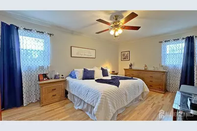 19 Norton Street, Edison, NJ 08820 - Photo 17