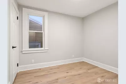 895-901 Port Reading Avenue, Port Reading, NJ 07064 - Photo 5