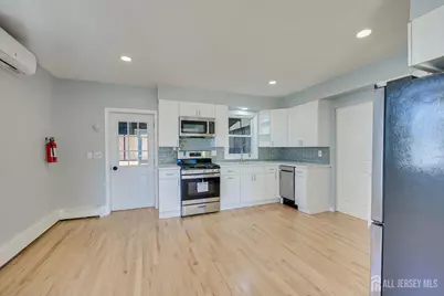 34 Tillman Street, Raritan, NJ 08869 - Photo 5