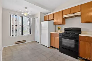 334 Wycoff Way, East Brunswick Township, NJ 08816 - Photo 7