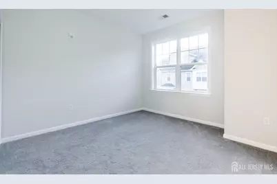 803 Greenland Square, Highland Park, NJ 08904 - Photo 19