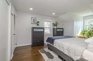 8 Wallace St, East Brunswick Township, NJ 08816 - Photo 19