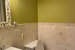 111 E Lloyd Ct, East Brunswick Township, NJ 08816 - Photo 5