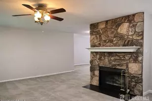 315 Wellington Pl, Aberdeen Township, NJ 07747 - Photo 3