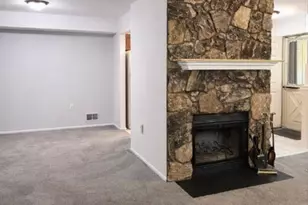 315 Wellington Pl, Aberdeen Township, NJ 07747 - Photo 5