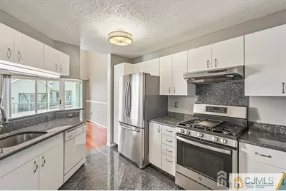 834 Edpas Road, New Brunswick, NJ 08901 - Photo 9