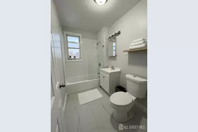 417 S 14th Street S #419, Newark, NJ 07103 - Photo 5