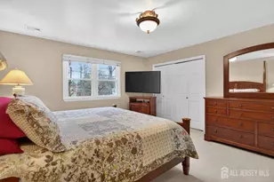 49 Metuchen Ave, Woodbridge Township, NJ 07095 - Photo 19