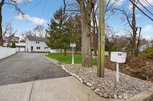 49 Metuchen Ave, Woodbridge Township, NJ 07095 - Photo 3