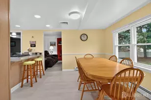 49 Metuchen Ave, Woodbridge Township, NJ 07095 - Photo 9