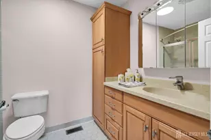 19 Hillsborough Dr, Monroe Township, NJ 08831 - Photo 15