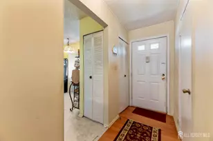 4 Daniel Dr, Franklin Township, NJ 08823 - Photo 9