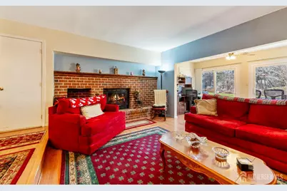 4 Daniel Drive, Franklin Township, NJ 08823 - Photo 7