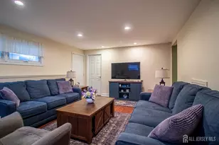 31 Hillsdale Rd, East Brunswick Township, NJ 08816 - Photo 15