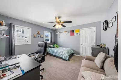 162 Rutherford Avenue, Woodbridge Township, NJ 07095 - Photo 11