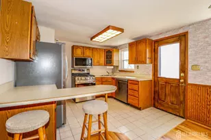 189 Newman St, Metuchen, NJ 08840 - Photo 13