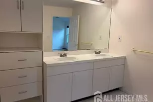 45 Jill Ct, South Brunswick Township, NJ 08852 - Photo 15