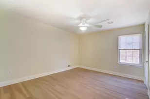 153 Wycoff Way W, East Brunswick Township, NJ 08816 - Photo 11