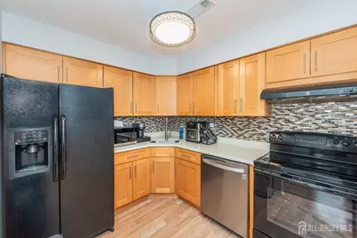 816 Aspen Drive, Plainsboro Township, NJ 08536 - Photo 9