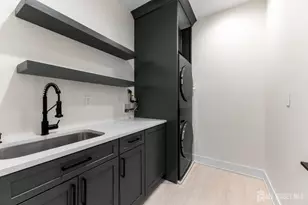 6 Winthrop Ct, East Brunswick Township, NJ 08816 - Photo 15