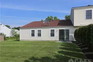 21 Woodbury Rd, Edison, NJ 08820 - Photo 13