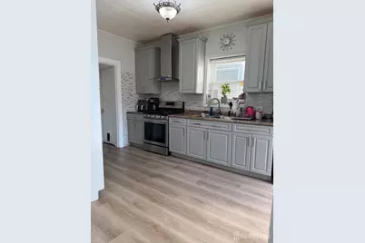 421 Brace Avenue, Perth Amboy, NJ 08861 - Photo 7