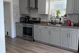 421 Brace Ave, Perth Amboy, NJ 08861 - Photo 7