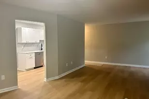 140 Amberly Dr, Manalapan Township, NJ 07726 - Photo 5
