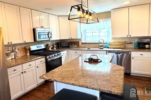 34 Eisenhower Ave, Spotswood, NJ 08884 - Photo 5