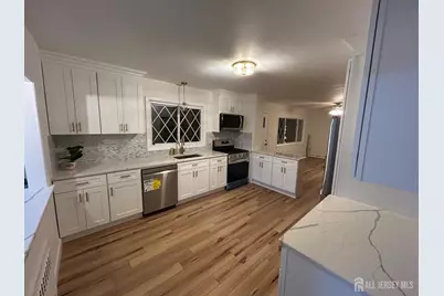 126 N Lakeside Drive N, Piscataway Township, NJ 08854 - Photo 1