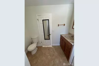 126 N Lakeside Drive N, Piscataway Township, NJ 08854 - Photo 11