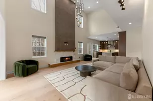 5 Winthrop Ct, East Brunswick Township, NJ 08816 - Photo 9