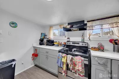 241 Orange Street, Dunellen, NJ 08812 - Photo 23