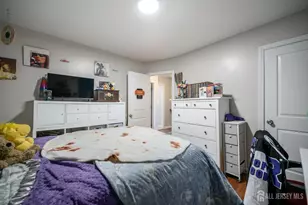 42 Sefton Cir, Piscataway Township, NJ 08854 - Photo 13