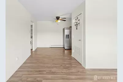 324 Cricket Lane, Woodbridge Township, NJ 07095 - Photo 9