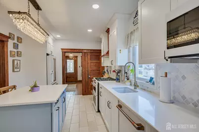 302 Mountainview Terrace, Dunellen, NJ 08812 - Photo 23