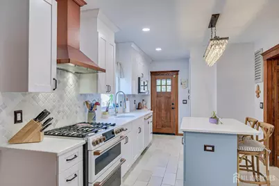 302 Mountainview Terrace, Dunellen, NJ 08812 - Photo 19