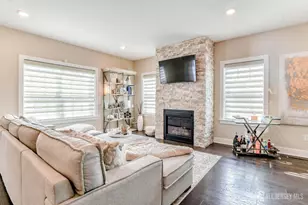 1529 Paxton Ln, Monroe Township, NJ 08831 - Photo 5