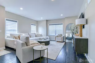 1529 Paxton Ln, Monroe Township, NJ 08831 - Photo 9