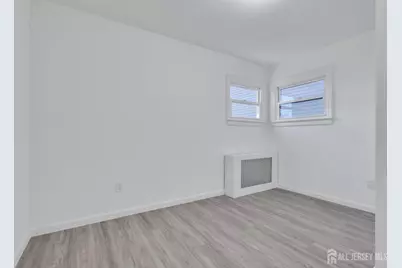 18 John Street, Carteret, NJ 07008 - Photo 5