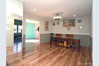 4 White Oaks Drive, Sayreville, NJ 08872 - Photo 7