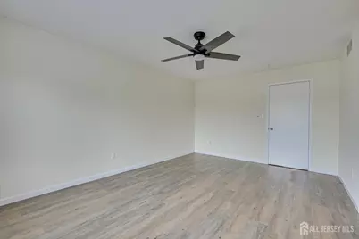 13 Peachtree Lane, Monroe Township, NJ 08831 - Photo 25