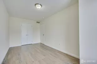 13 Peachtree Ln, Monroe Township, NJ 08831 - Photo 33