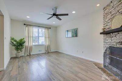 13 Peachtree Lane, Monroe Township, NJ 08831 - Photo 15