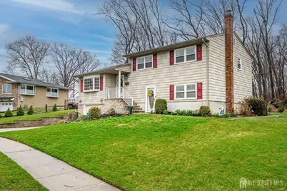 8 Adelphi Court, Edison, NJ 08837 - Photo 3