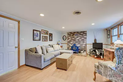 8 Adelphi Court, Edison, NJ 08837 - Photo 15