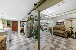 26 Harvey St, New Brunswick, NJ 08901 - Photo 11